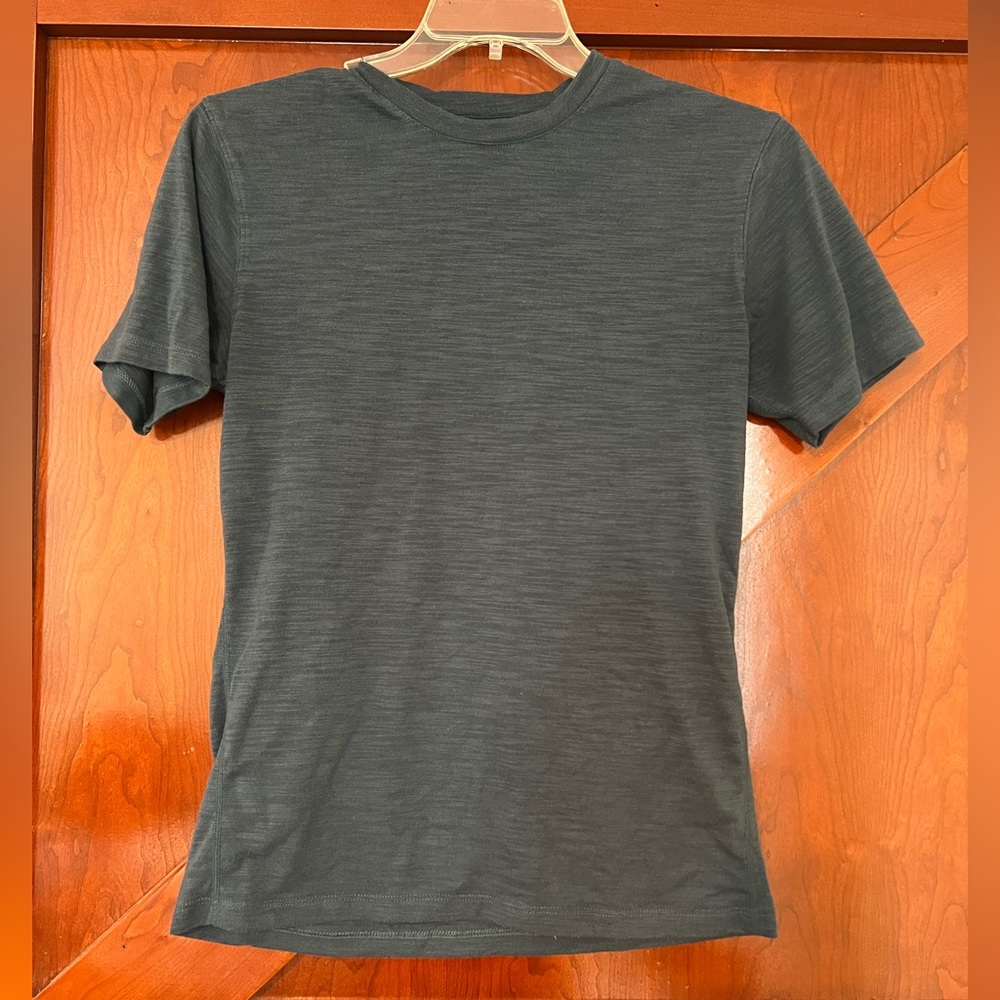Fabletics Shirt | Size Small